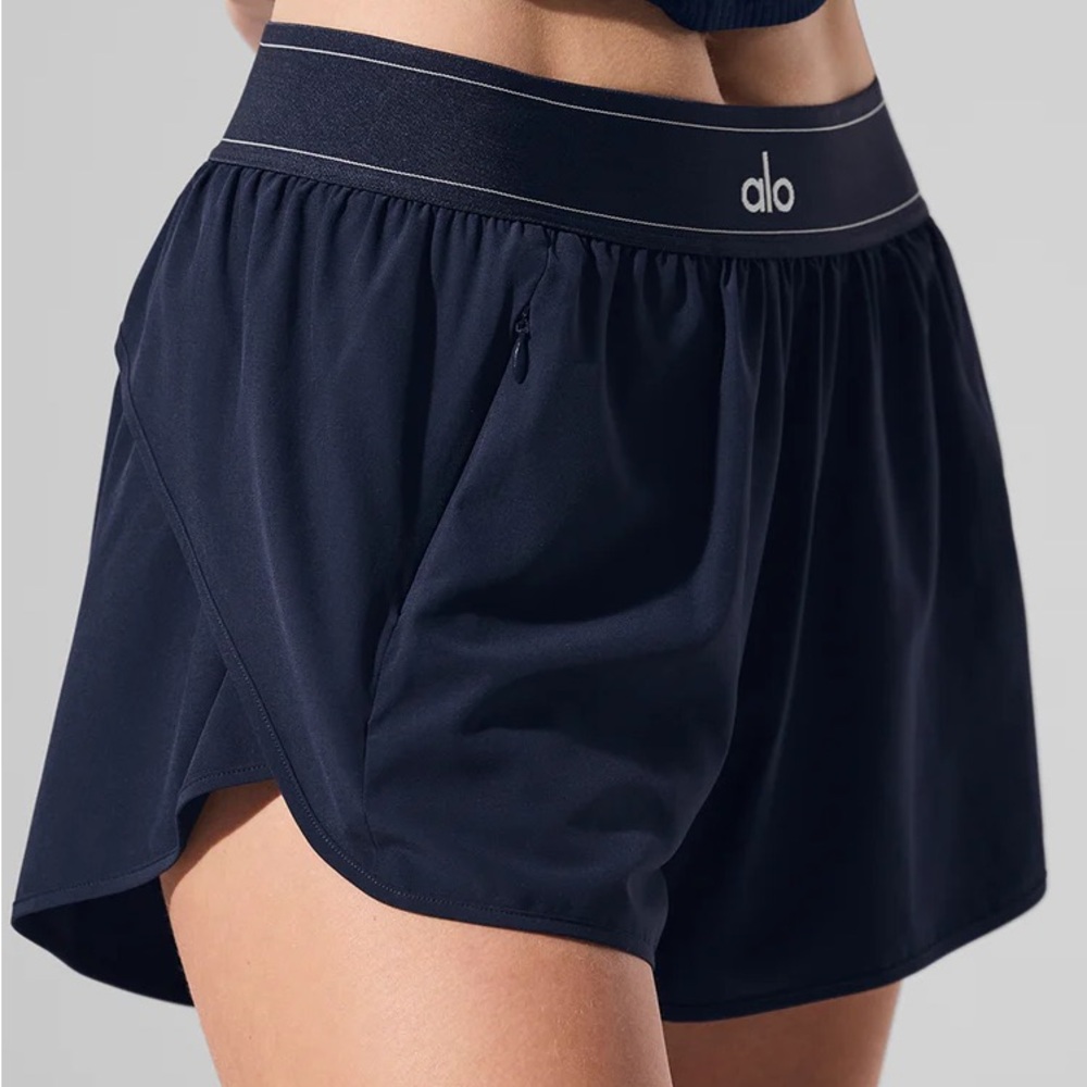 ALO Yoga Match Point Shorts- Navy XXS